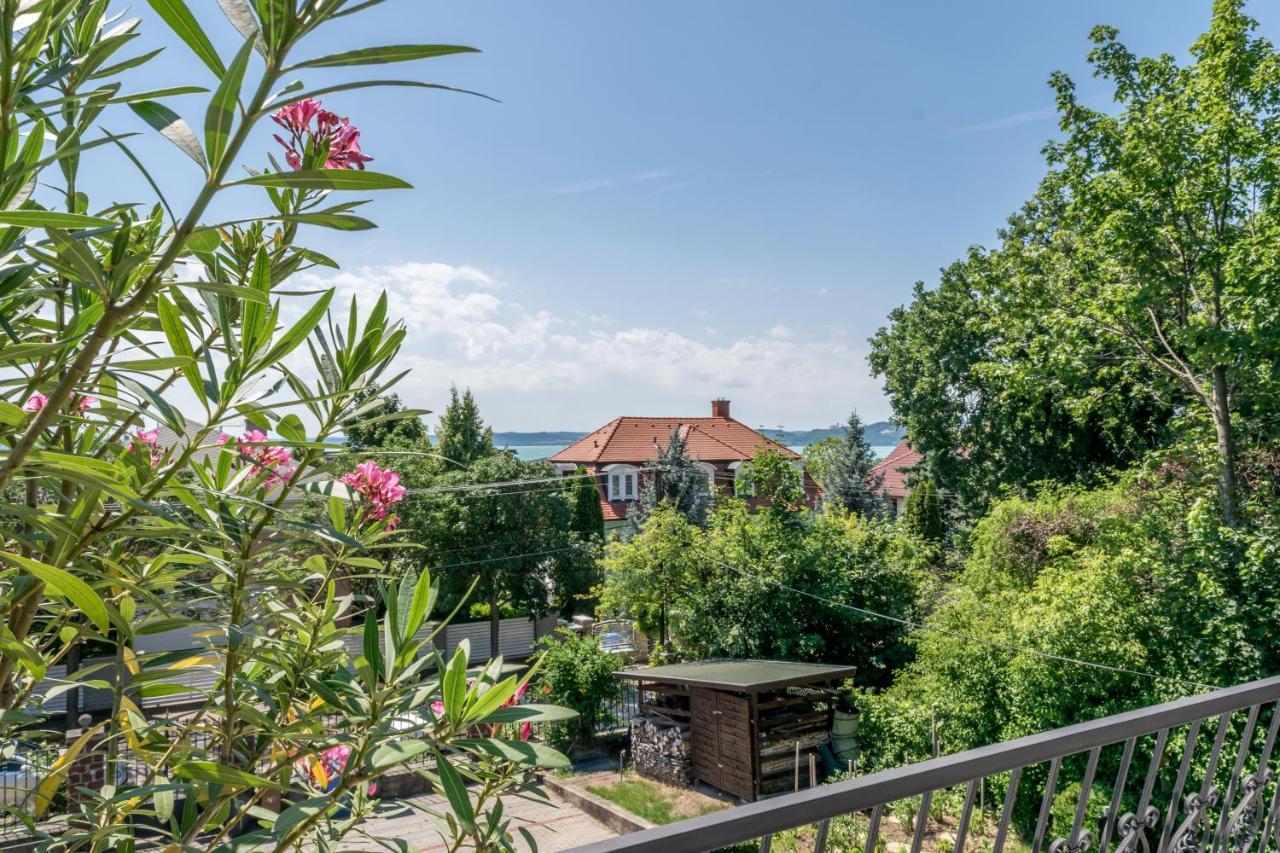 Mikes Vendeghaz Hotel Balatonfüred Buitenkant foto