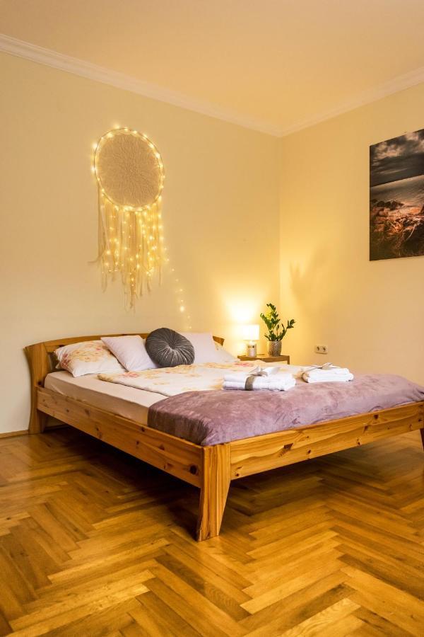Mikes Vendeghaz Hotel Balatonfüred Buitenkant foto